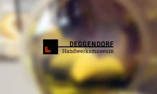 5.4. bis 12.6.2022 wird die Sonderausstellung Schmuck+Hüll